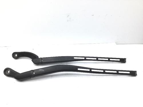 Used Front windshield wiper arm AUDI A4 B7 Avant (8ED) 3.2 FSI quattro (255 hp) 22928578