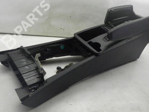 Used Armrest / Center console MERCEDES-BENZ C-CLASS T-Model (S204) C 320 CDI (204.222) (224 hp) 7154955
