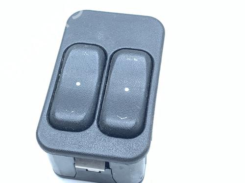 Venstre fortil elrude kontakt Venstre fortil elrude kontakt OPEL MERIVA A MPV (X03) 1.6 16V (E75) (100 hp) 39929897 39929897