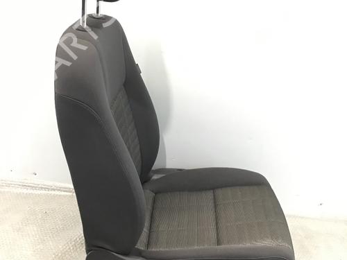Left front seat VW GOLF V (1K1) 1.6 | BP21554224C15 