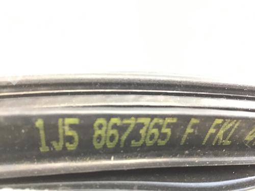 Rubber door seal VW GOLF IV (1J1) 1.6 16V | BP19574235C142 