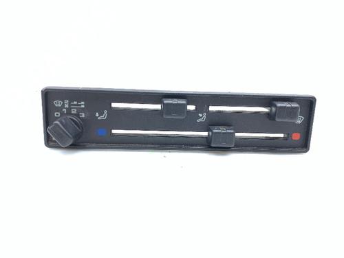 Used Climate control Climate control 37492783 37492783