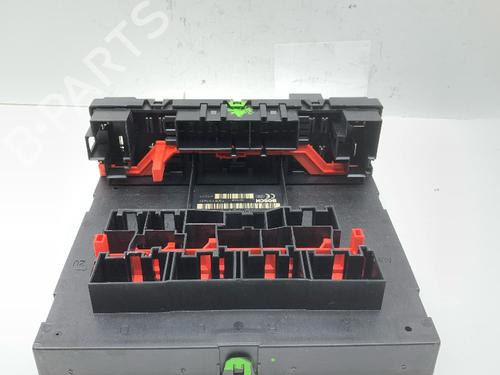 Module électronique VW GOLF V (1K1) 1.6 (102 hp) 31997370