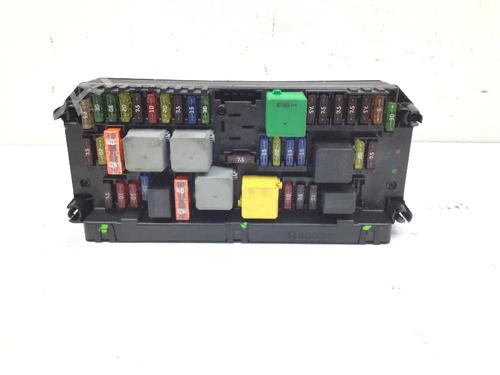 Used Fuse box MERCEDES-BENZ C-CLASS (W204) C 180 CGI (204.049) (156 hp) 28089332