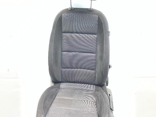 Used Left front seat VW GOLF VI (5K1) 1.2 TSI (105 hp) 30352215