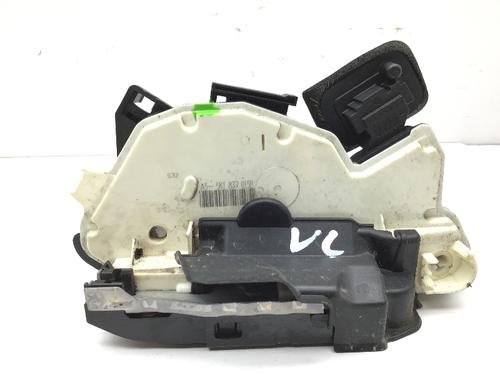 Used Electronic module VW GOLF VI (5K1) 1.2 TSI (105 hp) 18041273