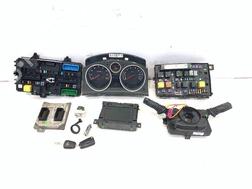 Used Engine control unit (ECU) Engine control unit (ECU) 37519527 37519527