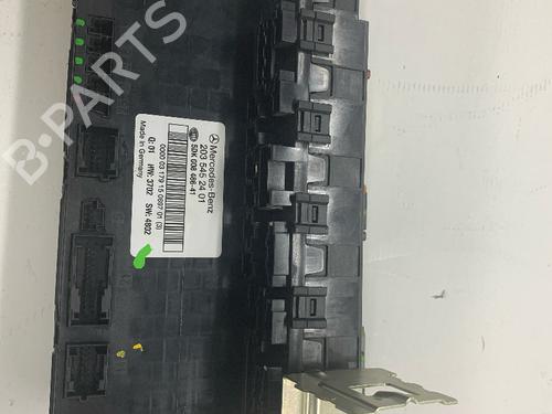 Sikringsdose MERCEDES-BENZ C-CLASS (W203) C 200 Kompressor (203.042) (163 hp) 18910229