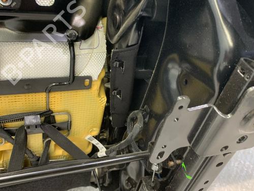 Left front seat RENAULT CLIO III (BR0/1, CR0/1) 1.2 16V (BR02, BR0J, BR11, CR02, CR0J, CR11) | BP31921577C15