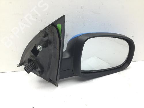 Używane Lusterko boczne prawe OPEL CORSA C (X01) 1.2 (F08, F68) (75 hp) 30259590