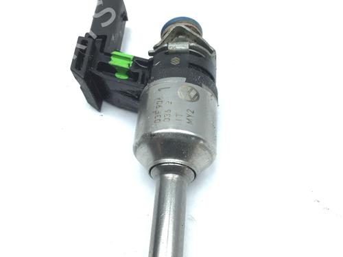 Used Injector VW GOLF VI (5K1) 1.2 TSI (105 hp) 23566911