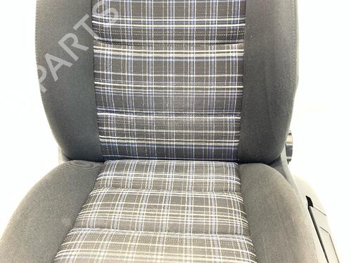 Left front seat SKODA OCTAVIA II Combi (1Z5) 1.2 TSI | BP36842714C15 - Image 4