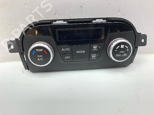 AC Styreenhet / Manøvreringsenhet AC Styreenhet / Manøvreringsenhet 38755617 38755617