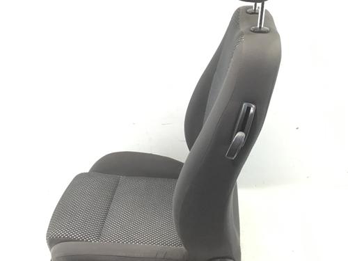 Left front seat VW FOX Hatchback (5Z1, 5Z3, 5Z4) 1.2 | BP23090778C15 