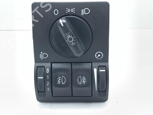 Used Headlight switch Headlight switch 37689172 37689172