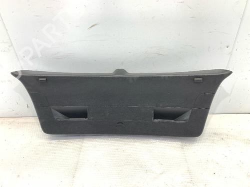 Used Tailgate trim VW GOLF V (1K1) 1.6 (102 hp) 31949298