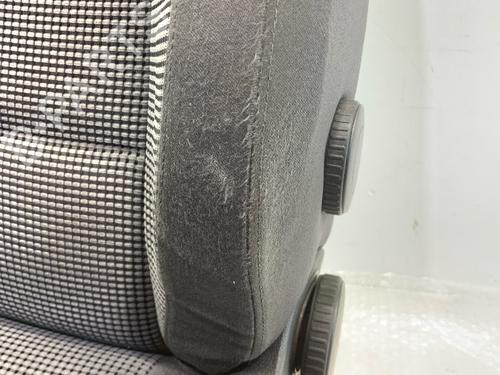 Left front seat VW TOURAN (1T1, 1T2) 2.0 TDI 16V | BP31838447C15