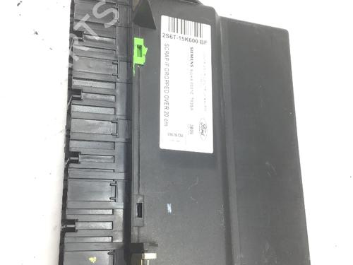 Używane Moduł elektroniczny FORD FIESTA V (JH_, JD_) 1.3 (60 hp) 29914692