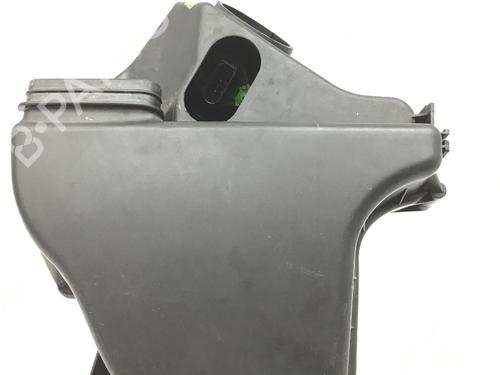 Used Air filter box BMW 3 (E90) 318 i (129 hp) 24109597