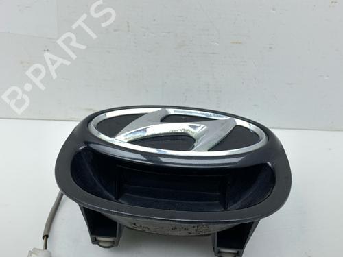 Tailgate handle HYUNDAI i30 (FD) 1.6 CRDi | BP36999480C132 - Image 2