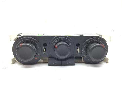 Used Climate control SEAT IBIZA III (6L1) 1.4 16V (86 hp) 20209191