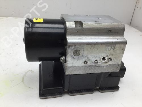 Used ABS pump OPEL SIGNUM Hatchback (Z03) 2.8 V6 Turbo (F48) (230 hp) 21173300