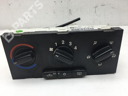 Used Climate control OPEL ASTRA G Estate (T98) 1.6 16V (F35) (101 hp) 10049323