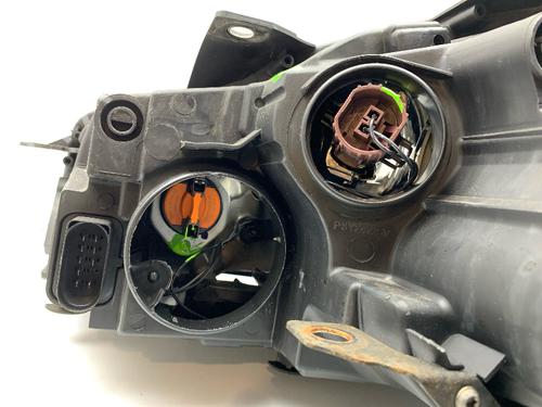 Right headlight VW GOLF VI (5K1) 1.2 TSI | BP30360543C29 