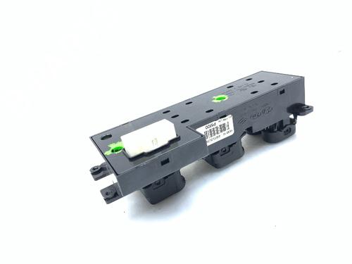 Left front window switch HYUNDAI i30 Estate (FD) 1.6 CRDi | BP36999473I27 - Image 3