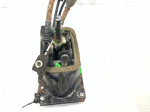 Leva del cambio VW POLO (6N2) 1.4 (60 hp) 33175934