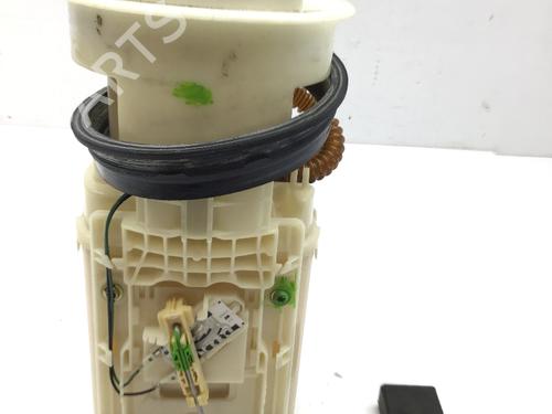 Used Fuel pump VW POLO (9N_, 9A_) 1.2 12V (64 hp) 18723526