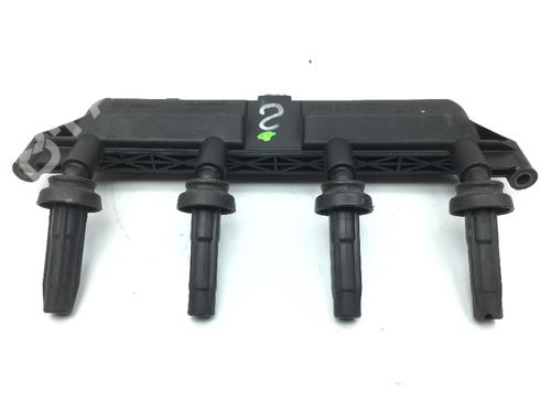 Used Ignition coil PEUGEOT 206 SW (2E/K) 1.4 (75 hp) 10988236