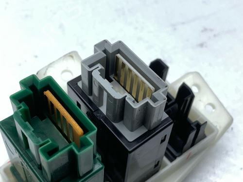 Switch MITSUBISHI LANCER VIII Sportback (CX_A) 1.8 Flex (CX3A, CX6A) | BP31997367I30 