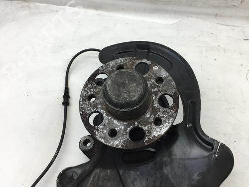 Used Right front steering knuckle MERCEDES-BENZ C-CLASS (W203) C 200 CDI (203.004) (116 hp) 14586205