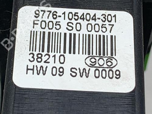 Left front window motor VW PASSAT B5.5 Variant (3B6) 1.6 | BP39517415E21 - Image 4