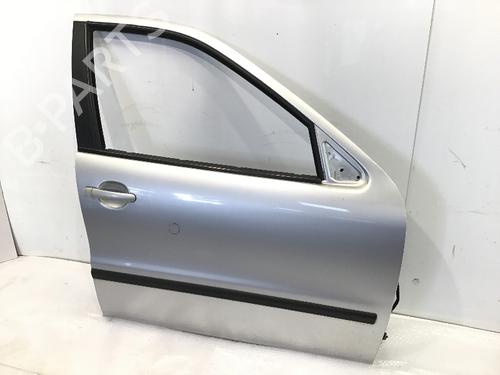 Used Right front door SEAT LEON (1M1) 1.6 16 V (105 hp) 18950914
