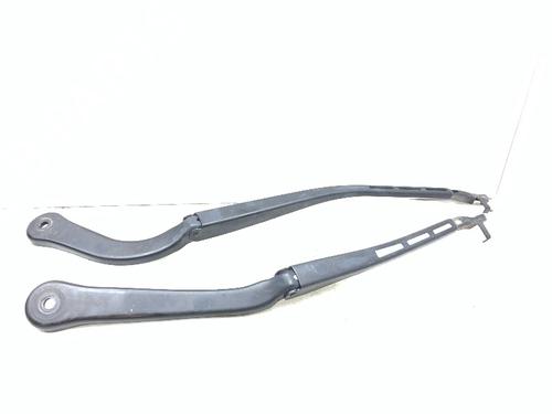 Used Front windshield wiper arm Front windshield wiper arm 36646610 36646610