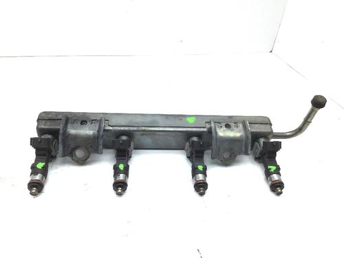 Used Injection rail NISSAN MICRA III (K12) 1.2 16V (65 hp) 25478081
