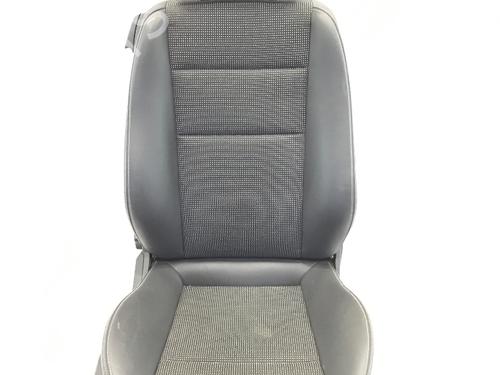 Used Right front seat OPEL ASTRA H TwinTop (A04) 1.9 CDTi (L67) (150 hp) 19180253