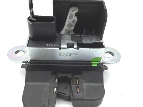 Used Tailgate lock VW GOLF SPORTSVAN VII (AM1, AN1) 1.2 TSI (110 hp) 17088206