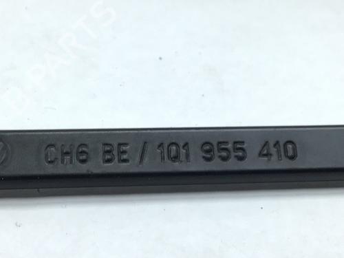 Front windshield wiper arm VW GOLF V (1K1) 1.4 TSI | BP17662055C143 