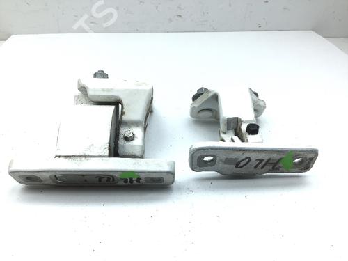 Used Hinge/Door check strap MERCEDES-BENZ C-CLASS T-Model (S205) C 200 (205.242) (184 hp) 25247245