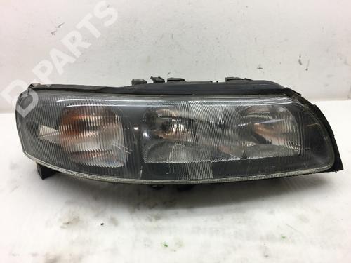 Used Right headlight VOLVO XC70 I Cross Country (295) 2.4 T XC AWD (200 hp) 8798286