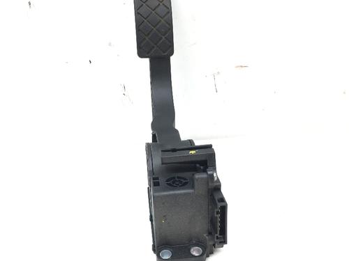 Used Pedal SKODA FABIA I (6Y2) 1.2 (54 hp) 9963553