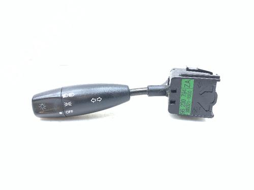 Used Headlight switch DAEWOO LANOS (KLAT) 1.5 (86 hp) 33018100