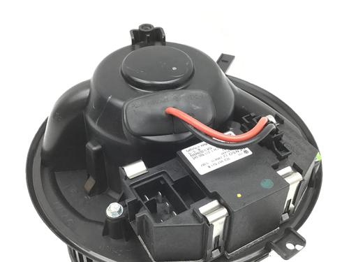 Heater blower motor AUDI A3 Sportback (8PA) 1.6 FSI | BP24040060M62 