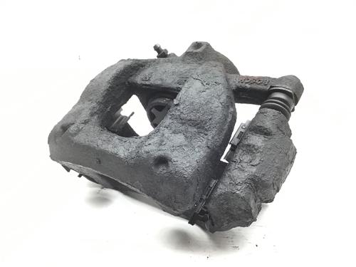 Used Right front brake caliper TOYOTA AURIS (_E15_) 2.0 D-4D (ADE150_, ADE150R) (126 hp) 19086157