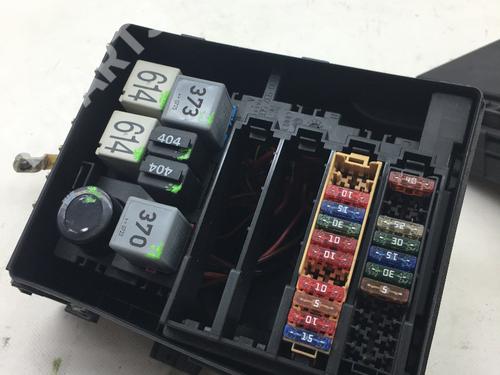Fuse box AUDI TT Roadster (8J9) 3.2 V6 quattro | BP8258449E1 