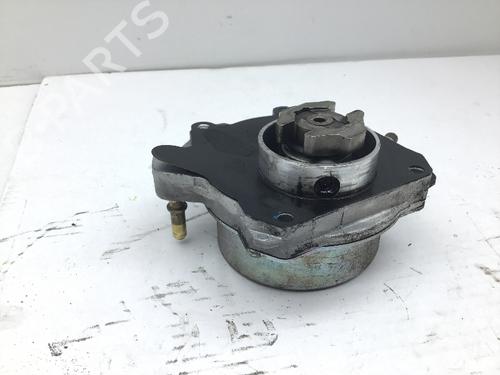 Used Vacuum pump OPEL SIGNUM Hatchback (Z03) 1.9 CDTI (F48) (150 hp) 29450806
