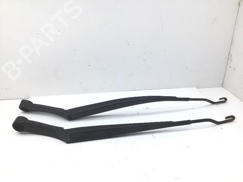 Used Front windshield wiper arm HYUNDAI i30 (FD) 1.4 (109 hp) 29917707